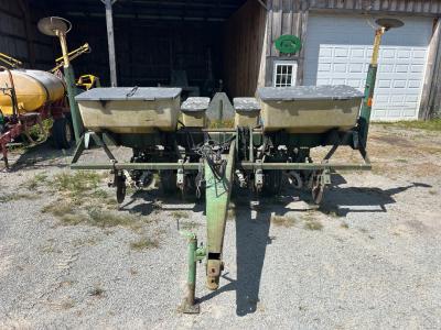Part Number: John Deere 7000