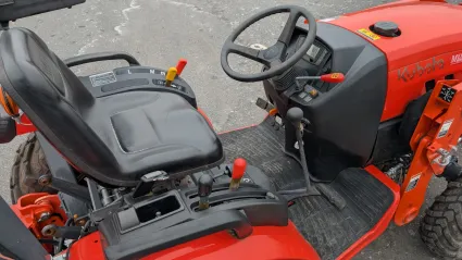 Part Number: Kubota LX2610SUHSD