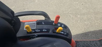 Part Number: Kubota B2601HSD-1