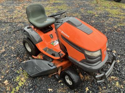 Part Number: Husqvarna YTH22V46XLS