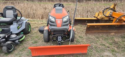 Part Number: Husqvarna YT42DXLS