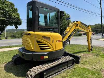 Part Number: New Holland E37C