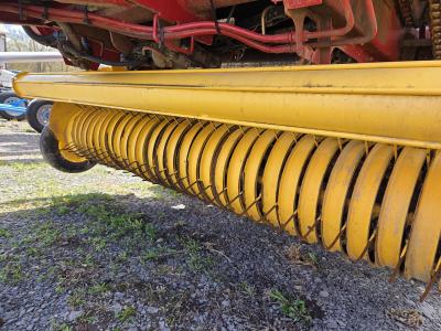 Part Number: New Holland 450
