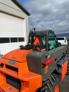 Part Number: AUSA T235H