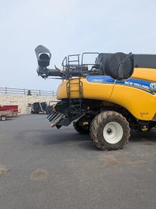 Part Number: New Holland CR8.90 AGG SHAKE