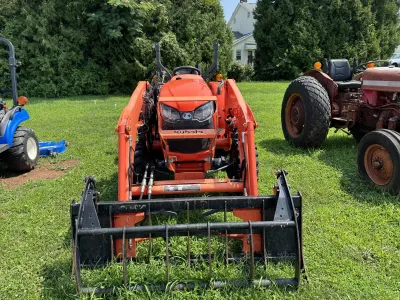 Part Number: Kubota L3302HST