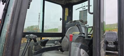 Part Number: New Holland E37C