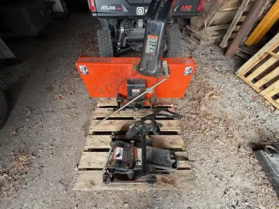 Part Number: Kubota BX2380R14V-1