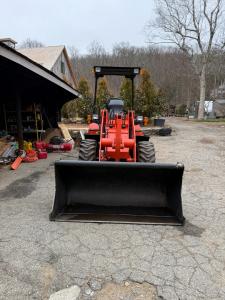 Part Number: Kubota R430R1