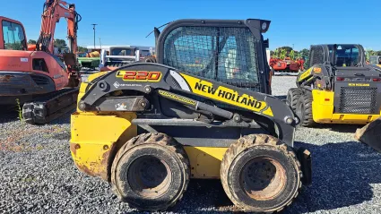 Part Number: New Holland L220