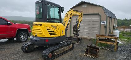 Part Number: New Holland E37C