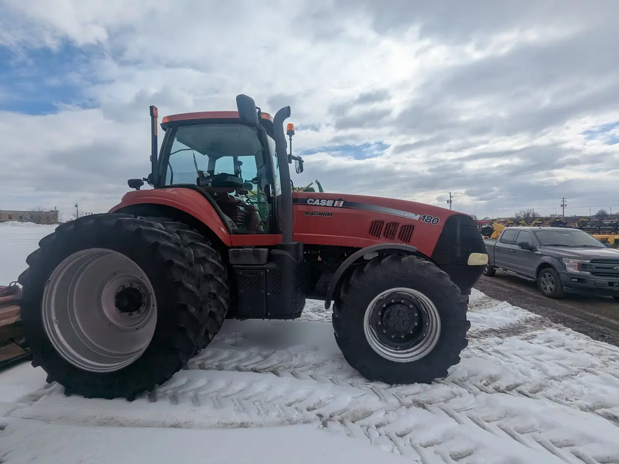 Case-IH MAGNUM 180