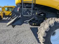 New Holland CR8.90