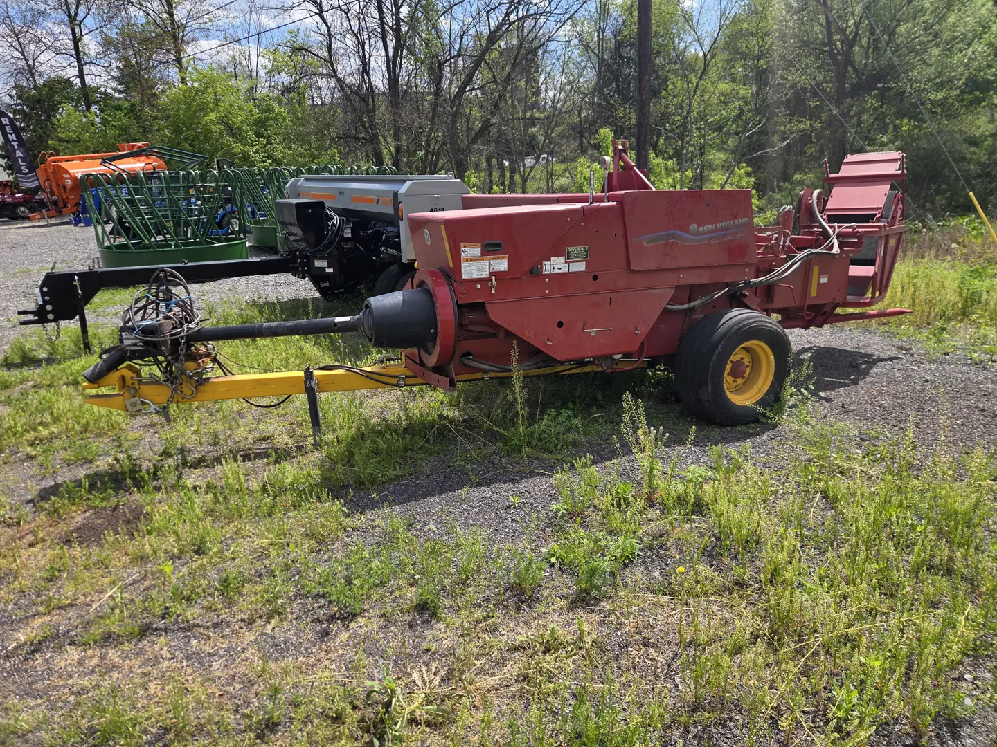 New Holland HAYLINER 275
