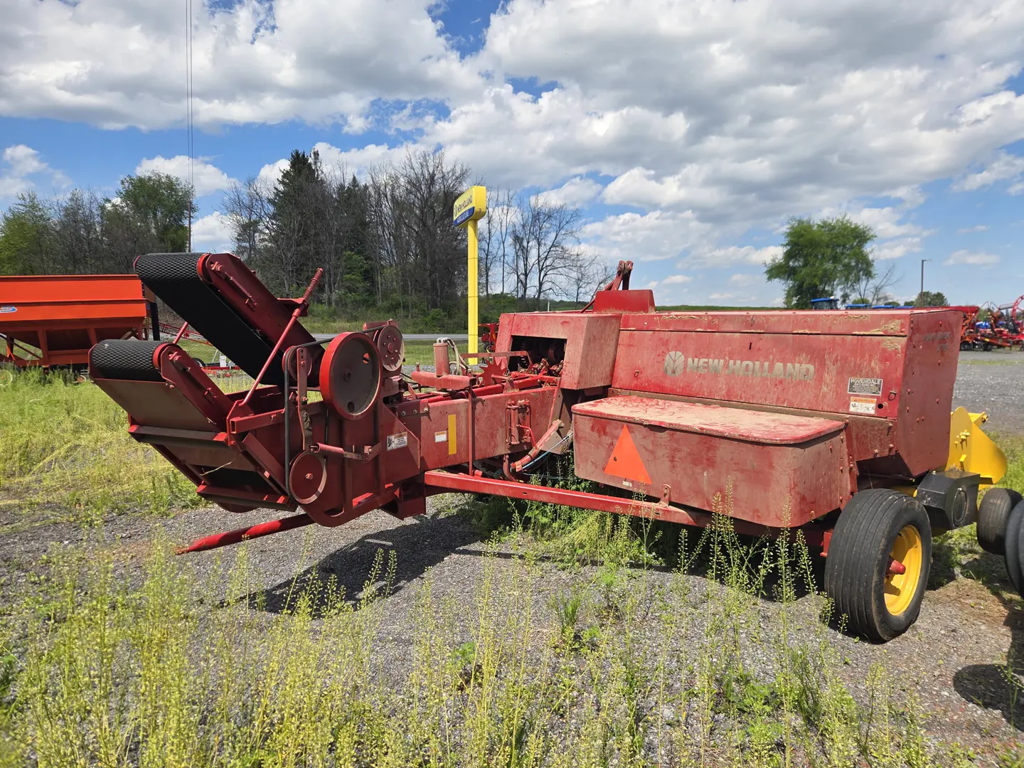 New Holland HAYLINER 275