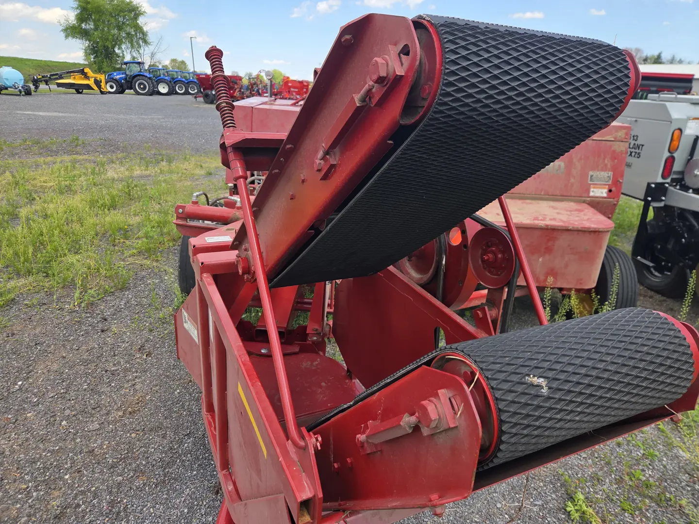 New Holland HAYLINER 275