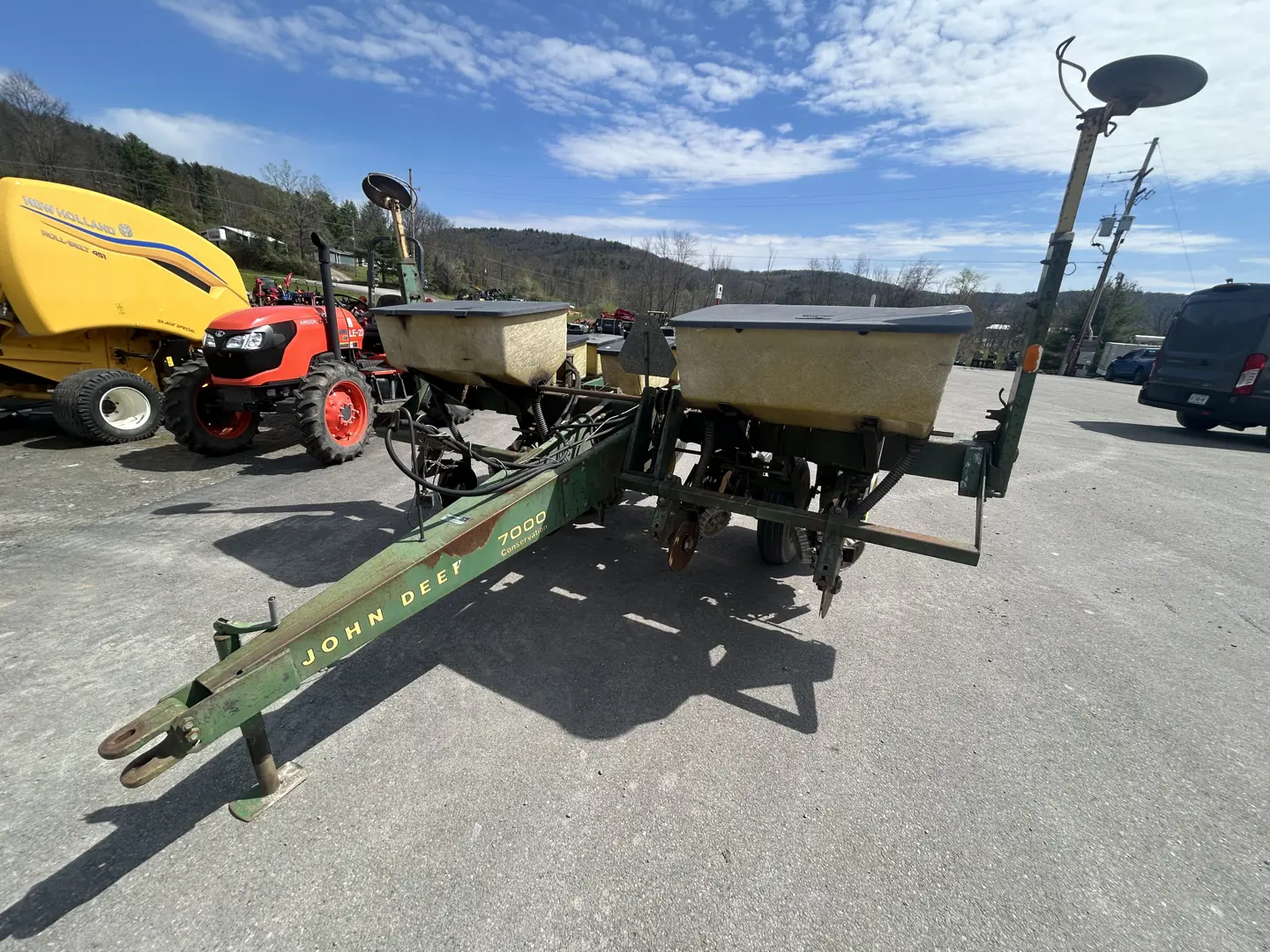 John Deere 7000