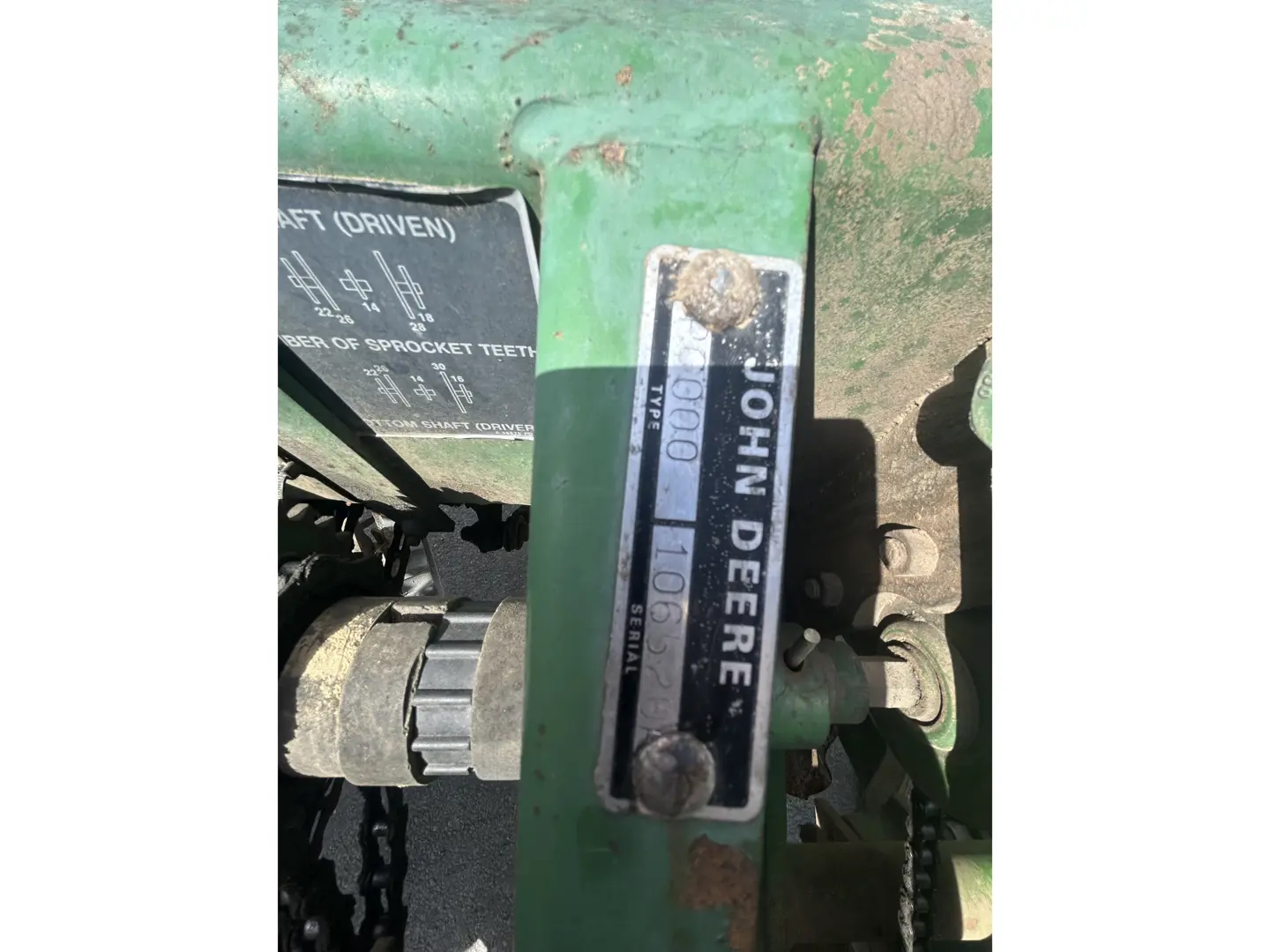 John Deere 7000