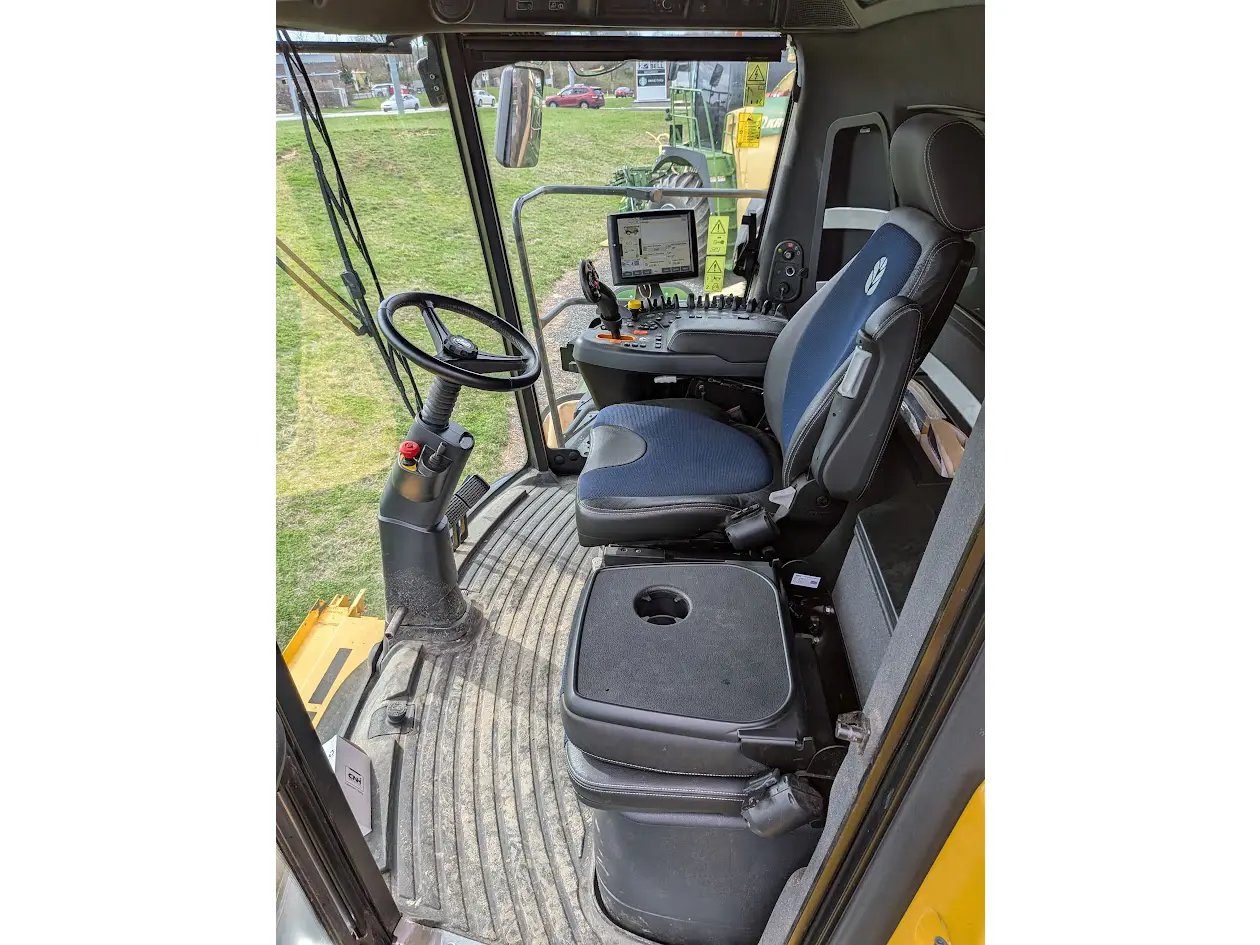 New Holland CR7.90 AGG SHAKE