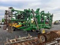 John Deere 2623