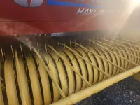 New Holland HAYLINER 275 PLUS
