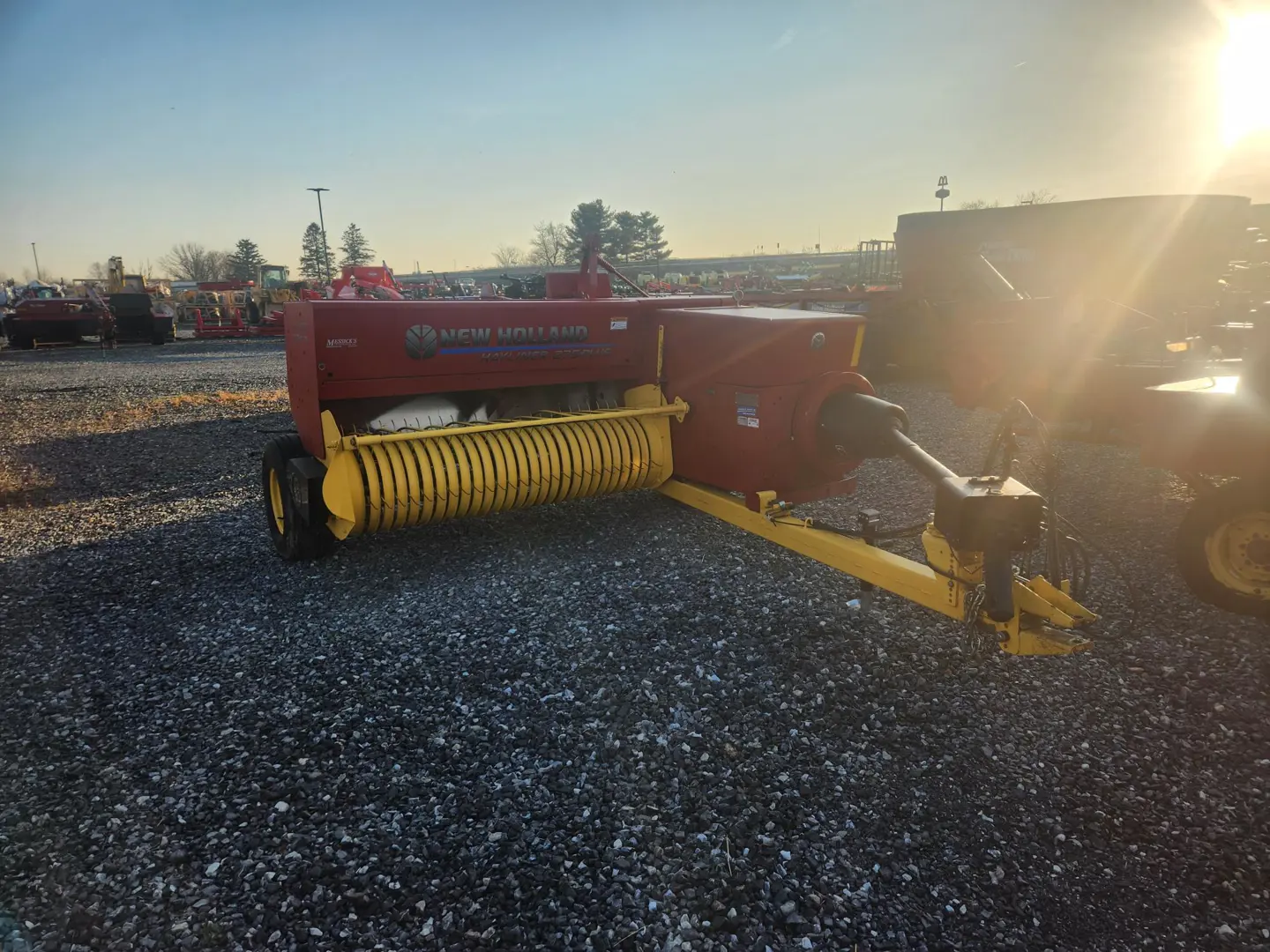 New Holland HAYLINER 275 PLUS