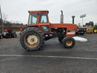 Allis Chalmers 7020