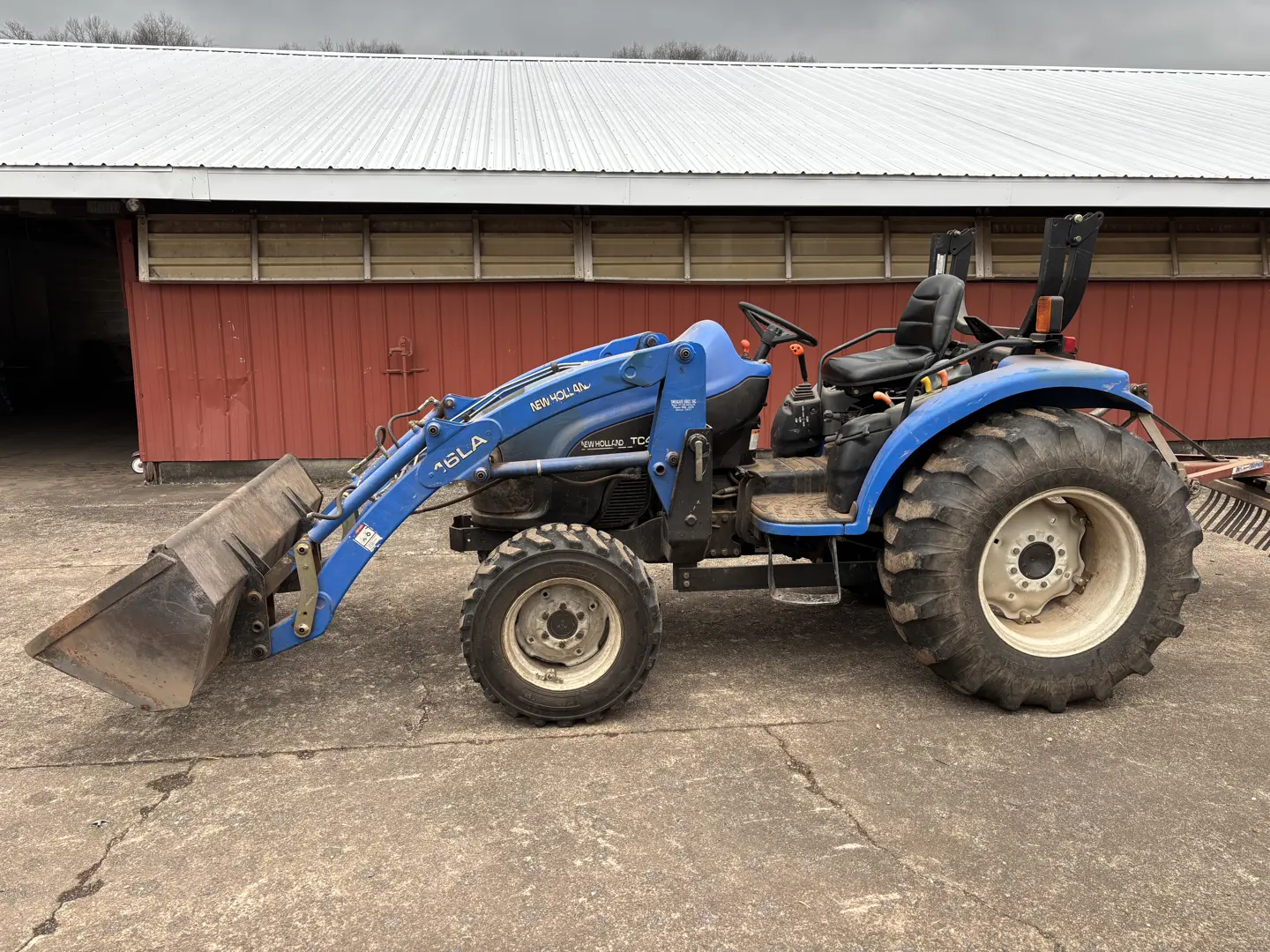 New Holland TC40D