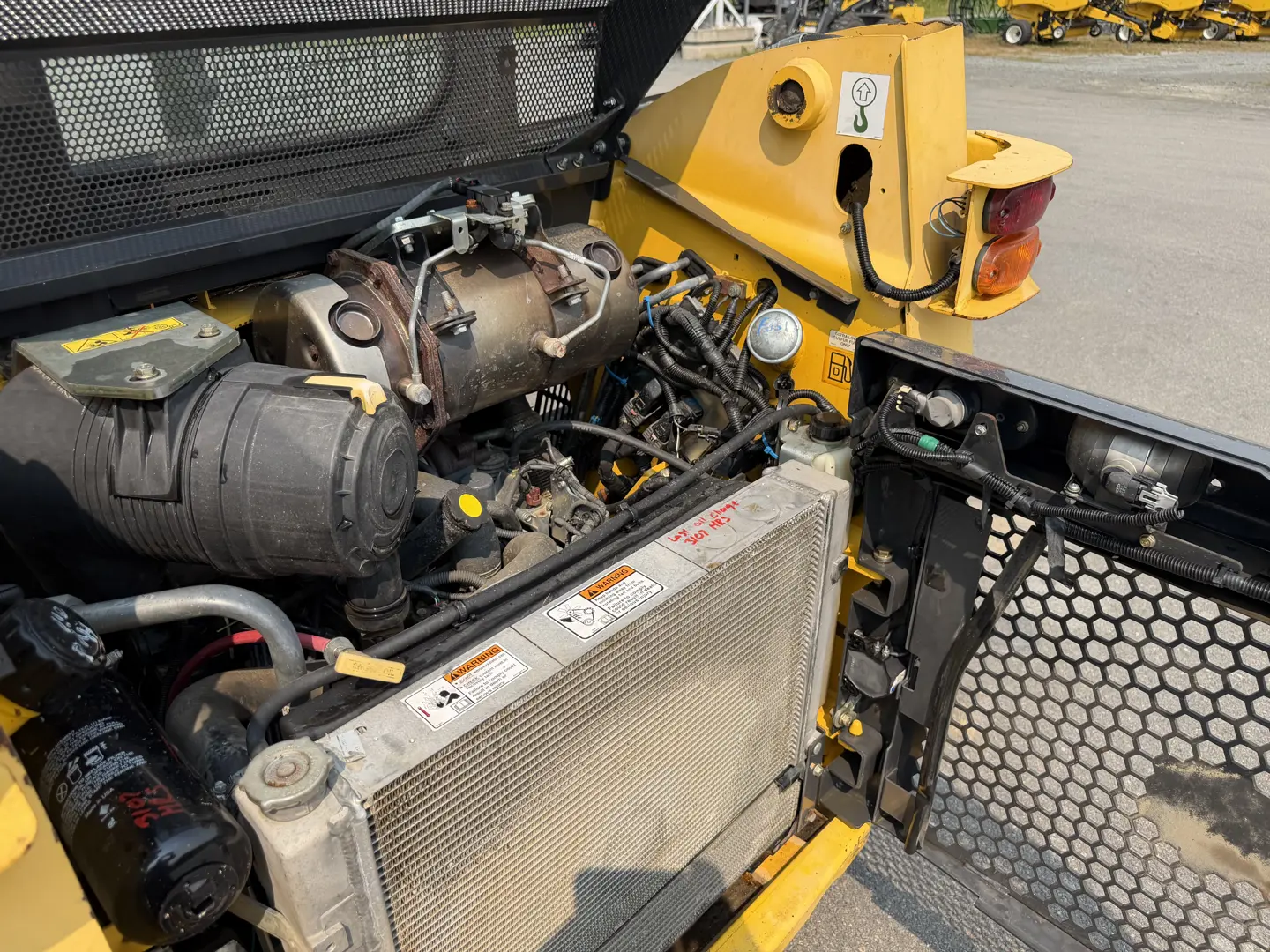 New Holland L216