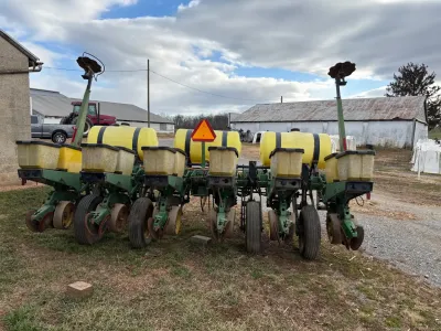 Part Number: John Deere 7200