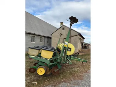 Part Number: John Deere 7200