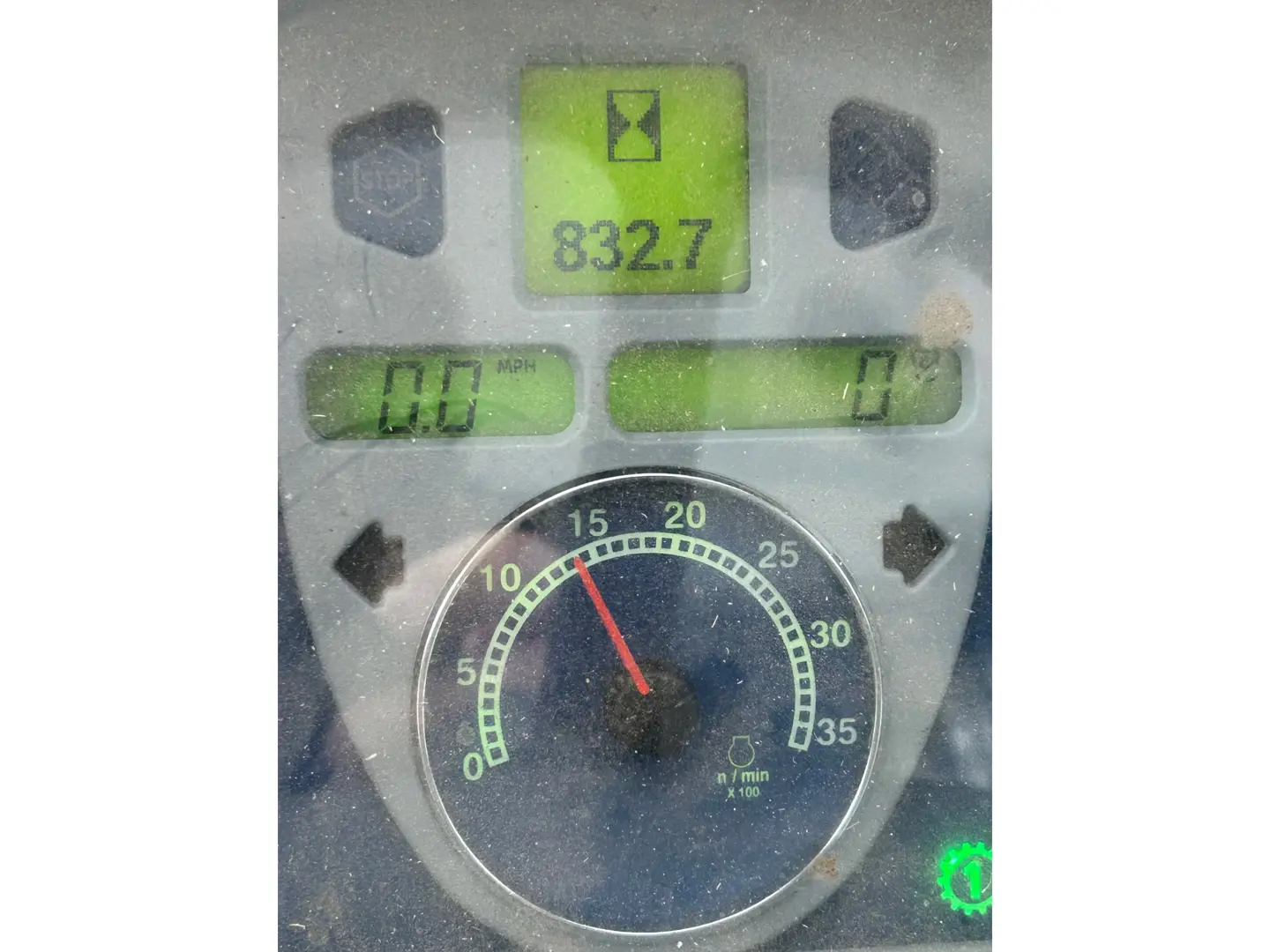 New Holland Boomer 3050