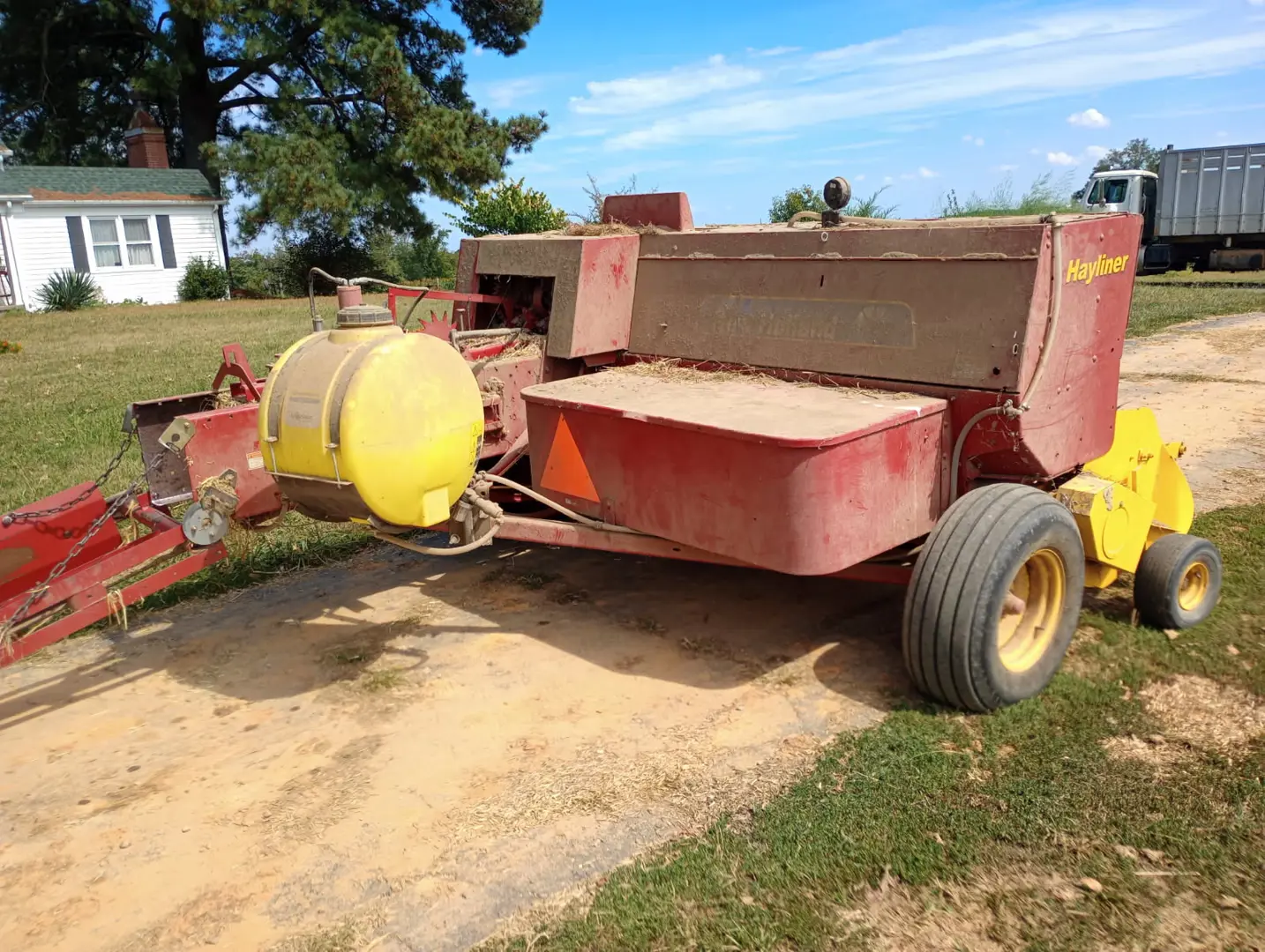 New Holland BC5070 HAYLINER