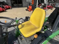 John Deere 2032R