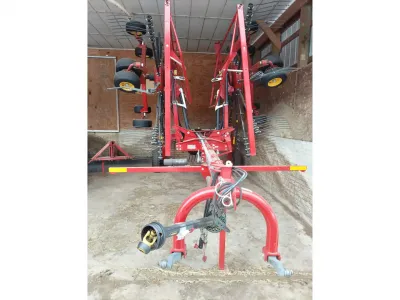 Part Number: New Holland PROROTOR 3226