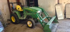 John Deere 3033R