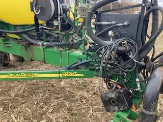 John Deere 1770