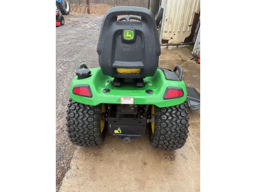John Deere X540
