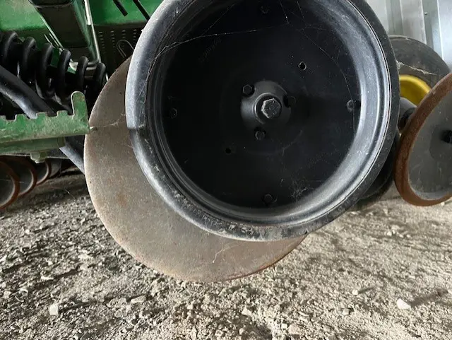 John Deere 1560