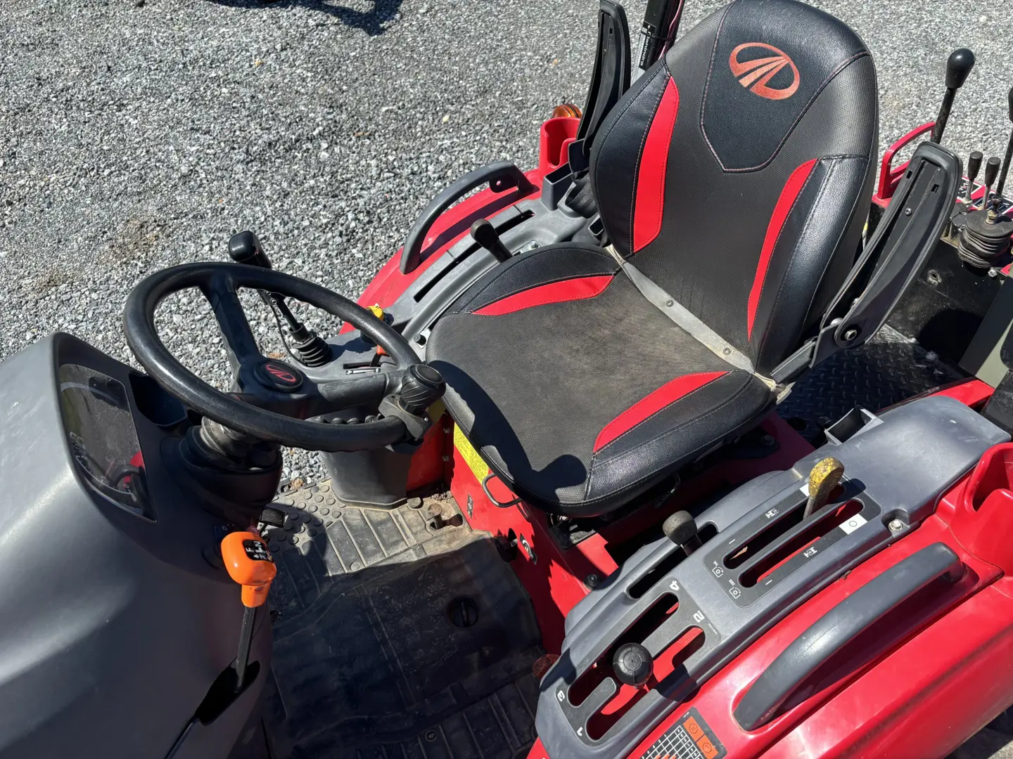 Mahindra 1635