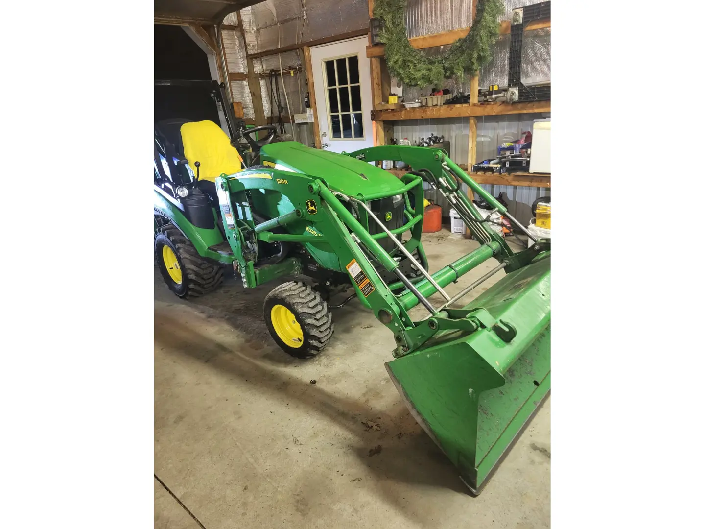 John Deere 1025R