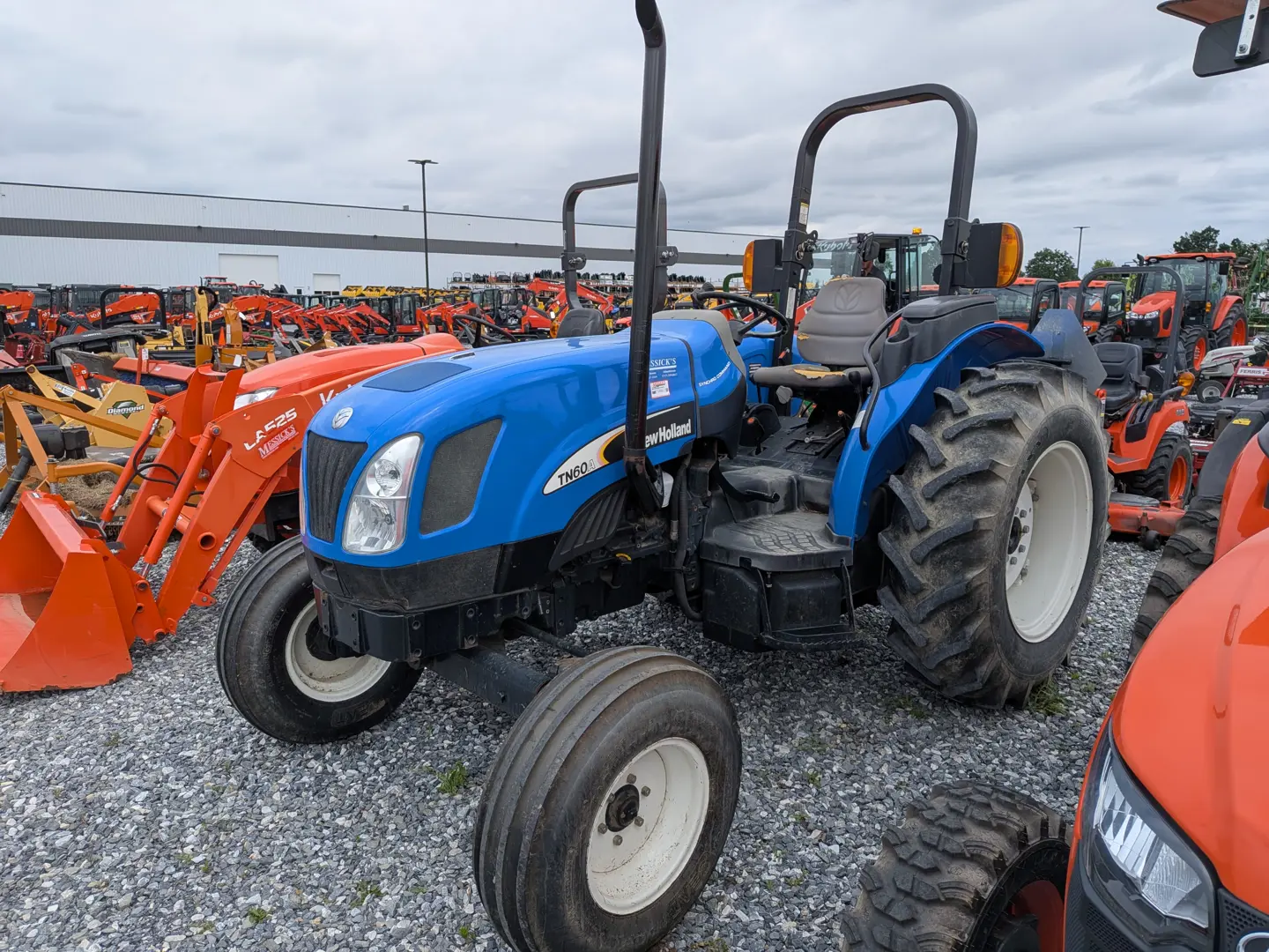 New Holland TN60A