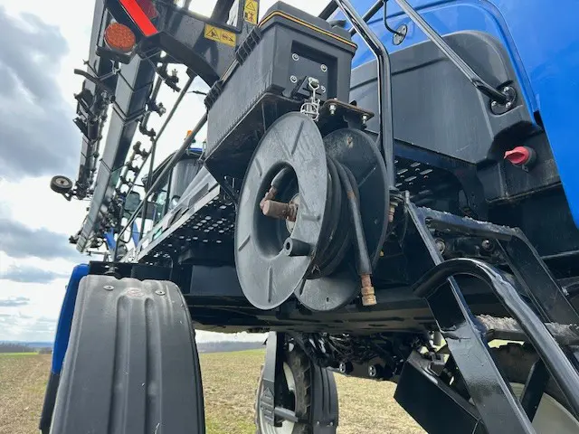 New Holland SP310F