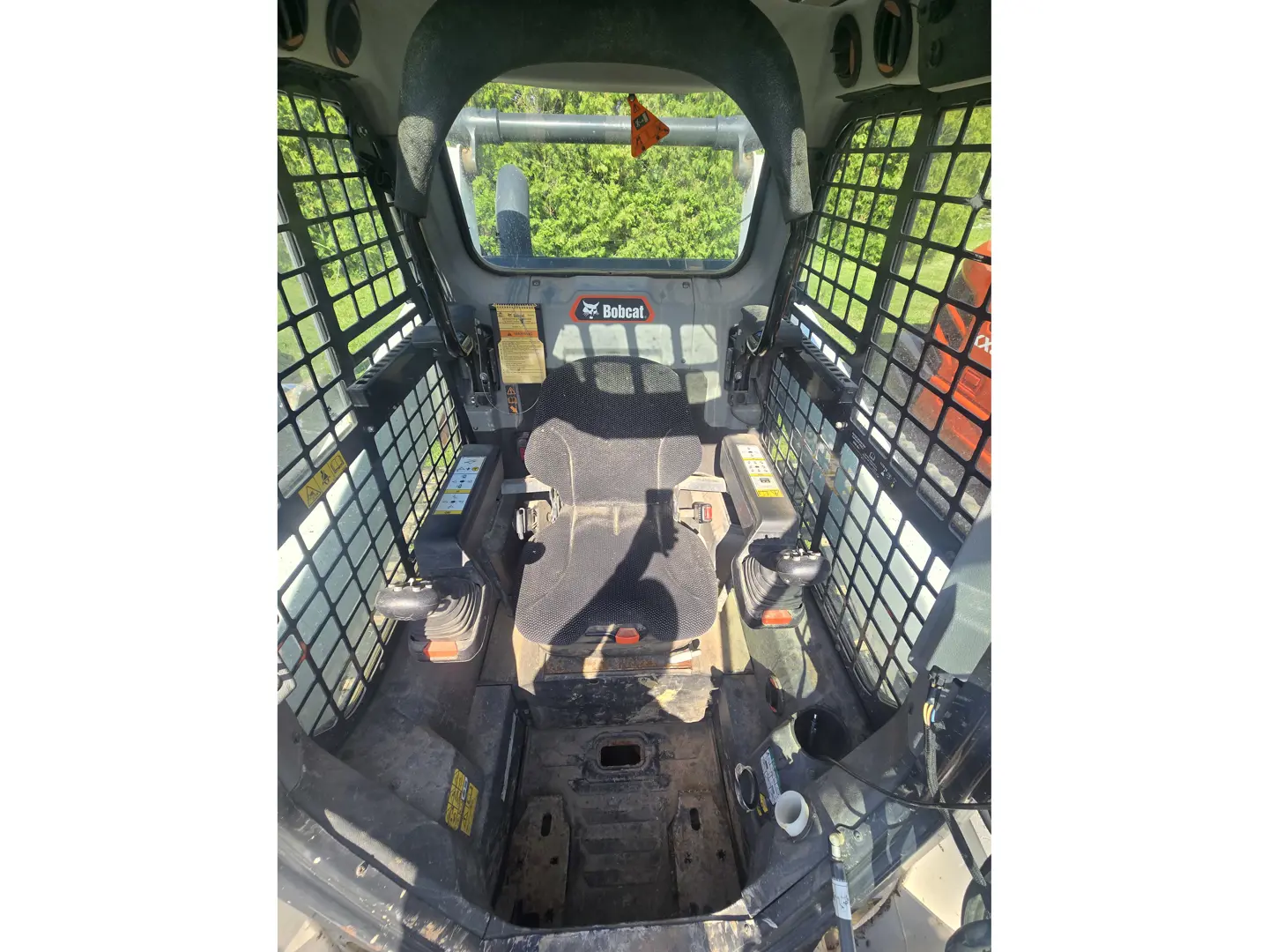 Bobcat T66