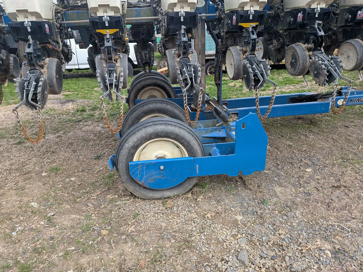 Kinze 3500