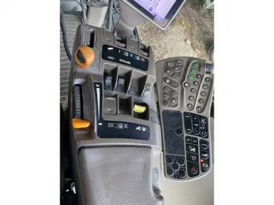 Part Number: John Deere 7230R