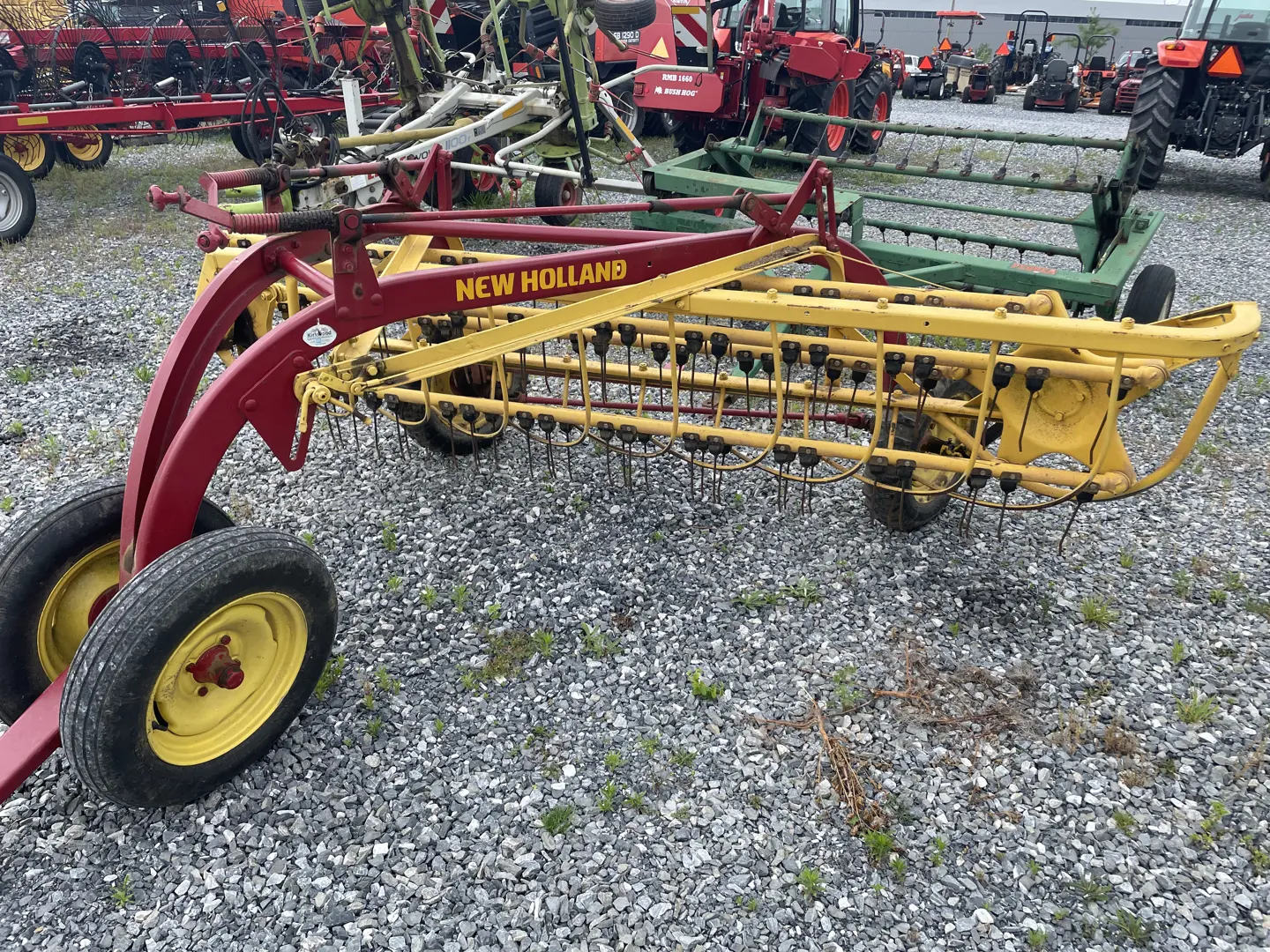 New Holland 256