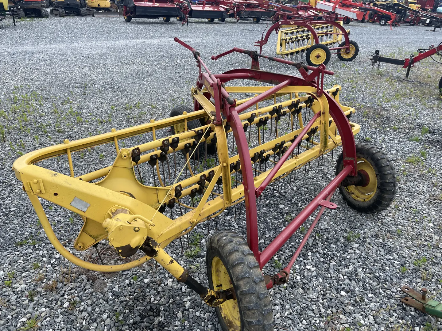 New Holland 256