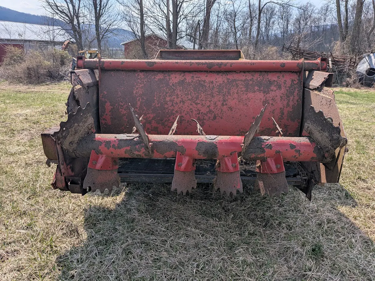 New Holland 195
