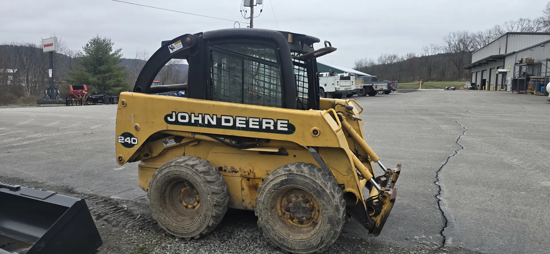 John Deere 240